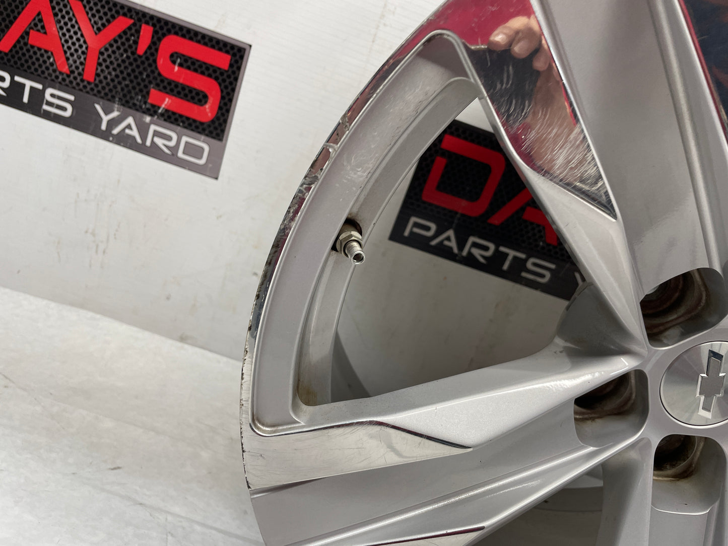 2013 Chevy Camaro ZL1 Front ZL1 Wheel 20X10 OEM - Day's Parts Yard