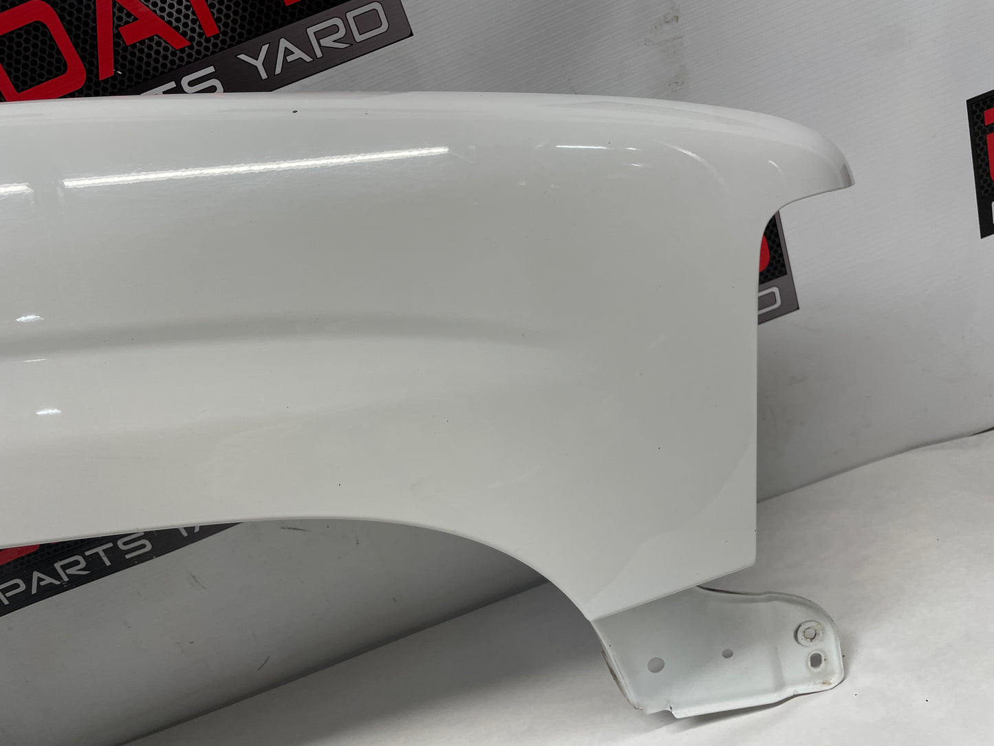 2003 Chevy Suburban RH Passenger Fender White OEM - Day's Parts Yard