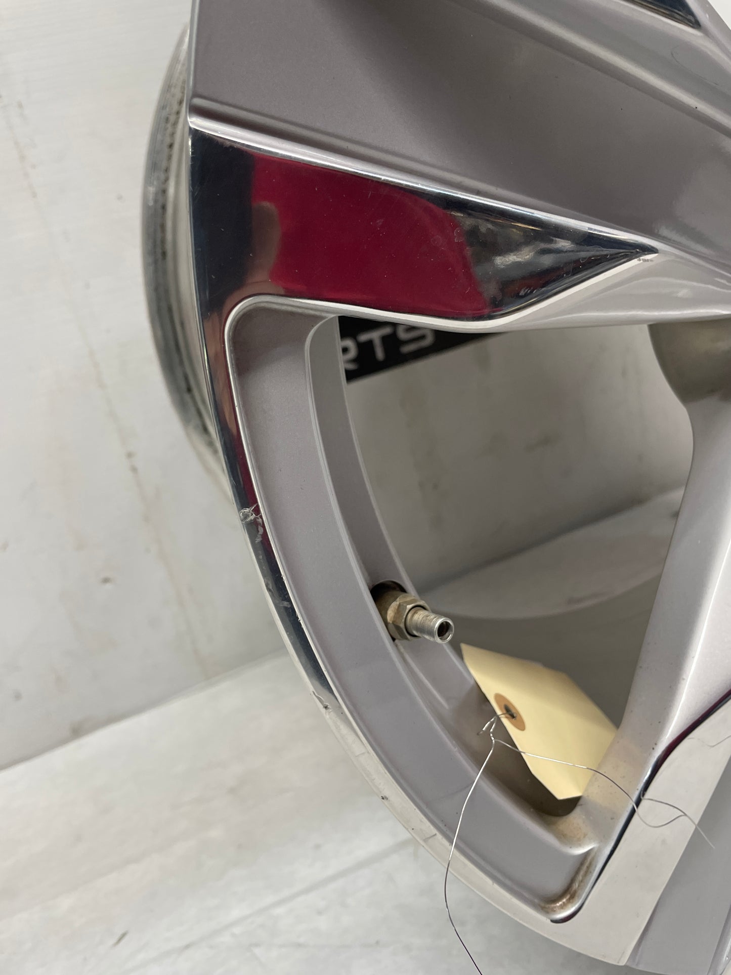 2013 Chevy Camaro ZL1 Rear ZL1 Wheel 20X11 OEM - Day's Parts Yard