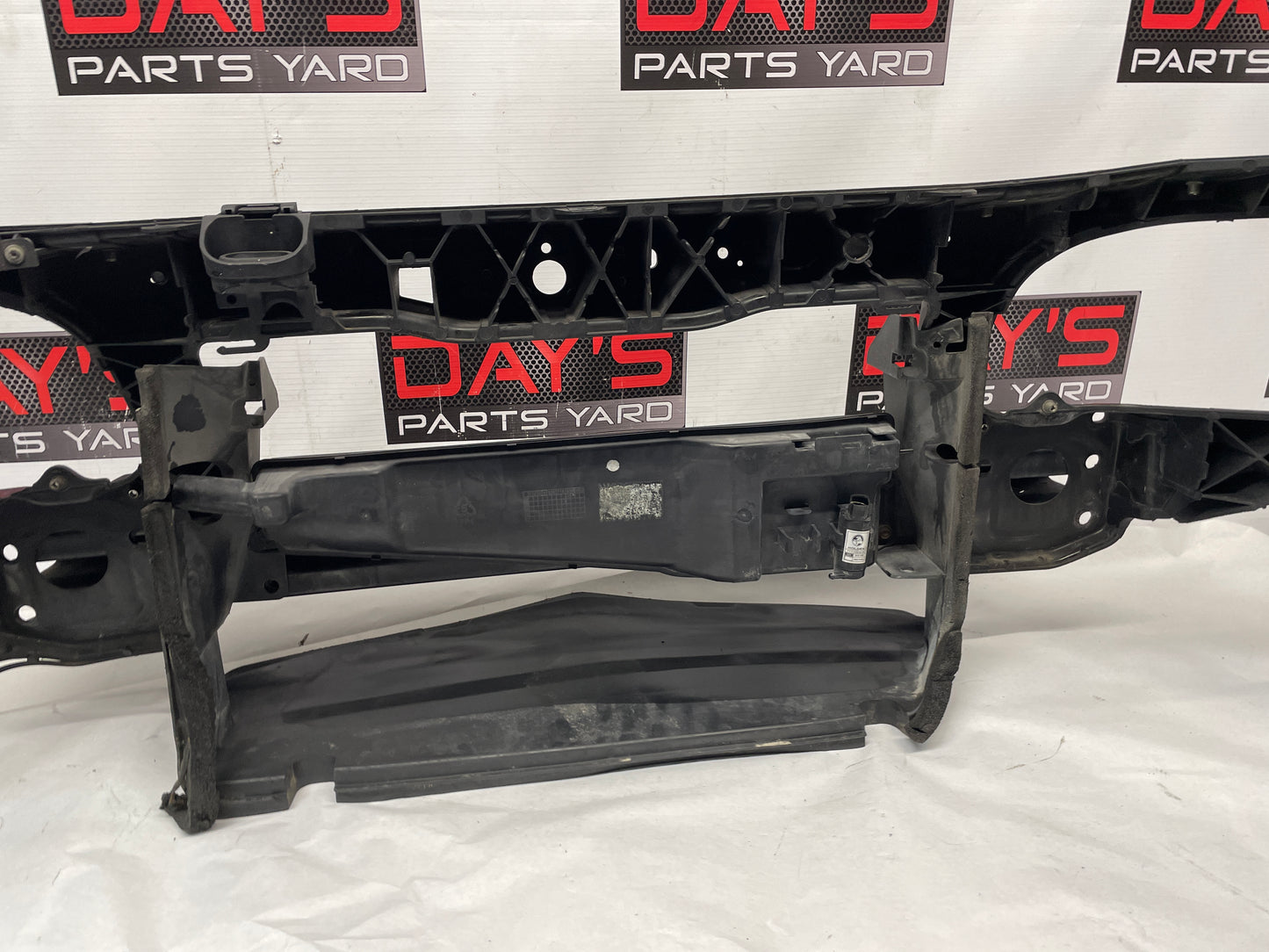 2008 Pontiac G8 GT Radiator Core Support Front End Bracket Support OEM - Day's Parts Yard