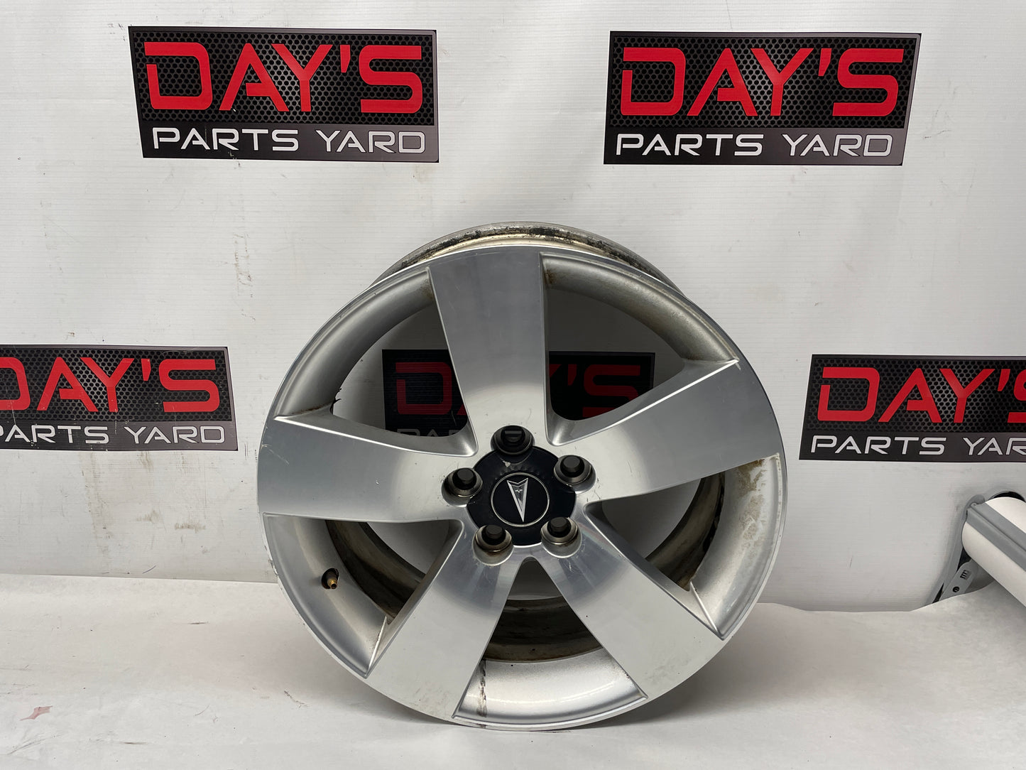 2008 Pontiac G8 GT Factory OEM 19X8 Wheel - Day's Parts Yard