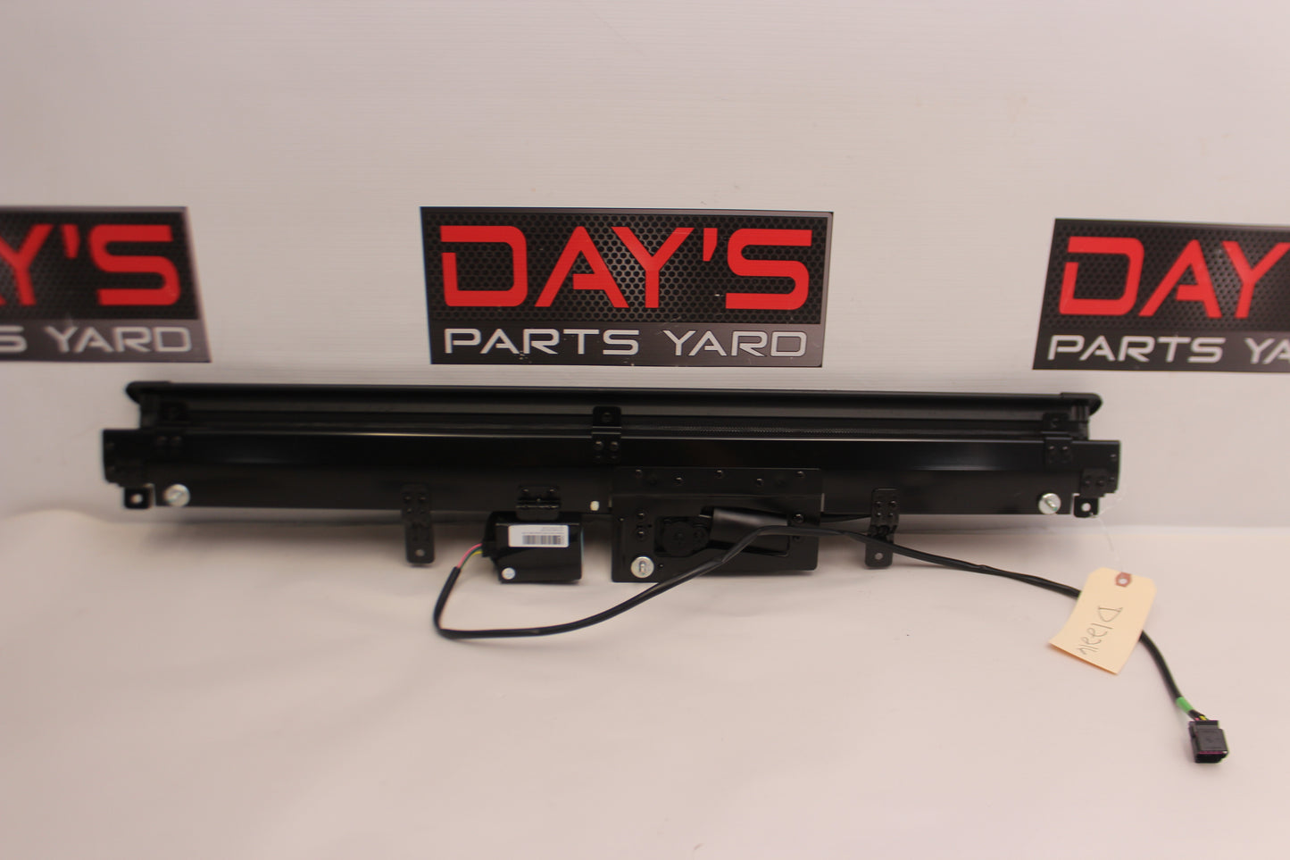 2018 Cadillac CTS-V Electric Sun Shade OEM - Day's Parts Yard