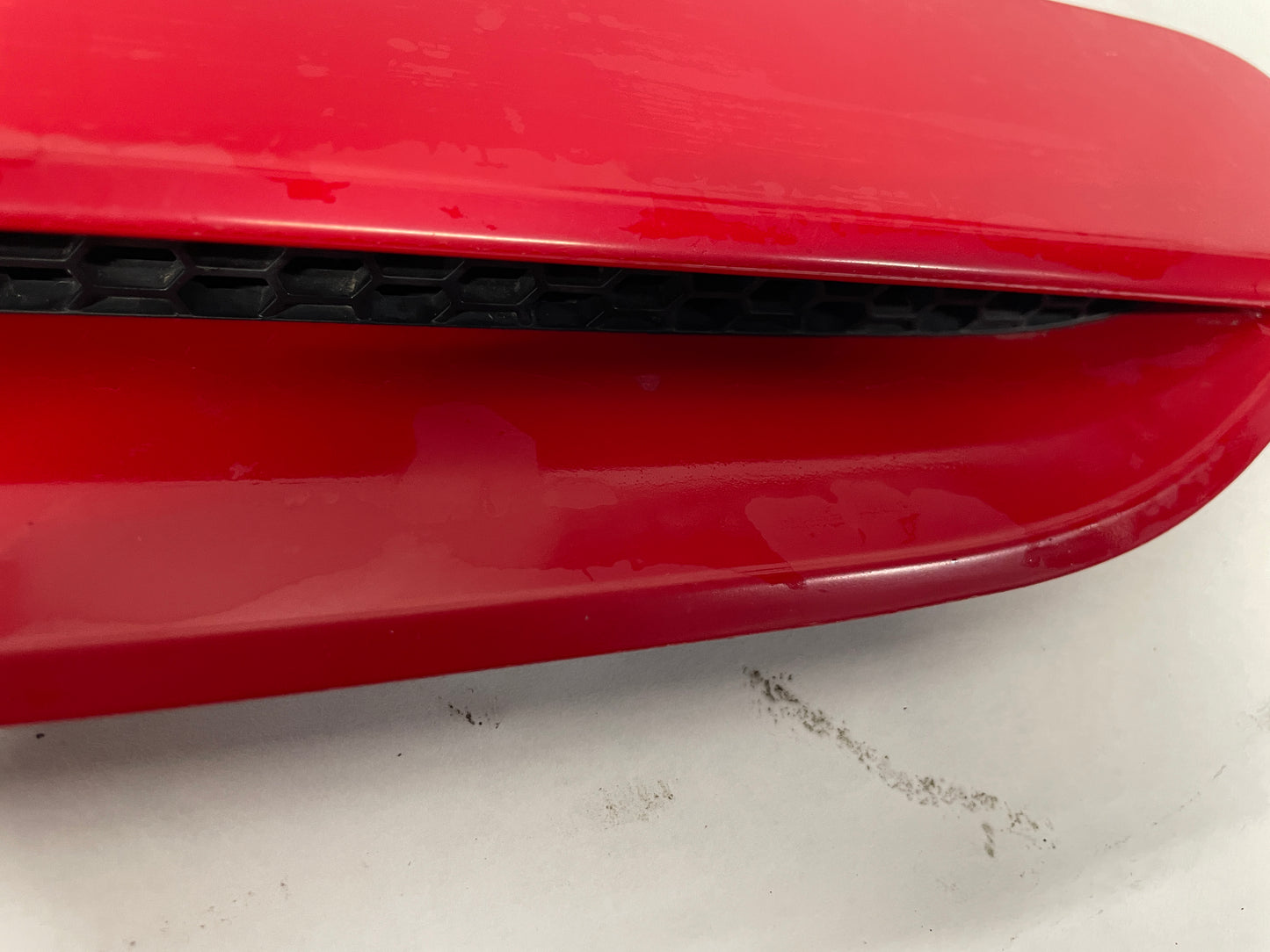 2008 Pontiac G8 GT RH & LH Hood Scoops Vents Red OEM - Day's Parts Yard