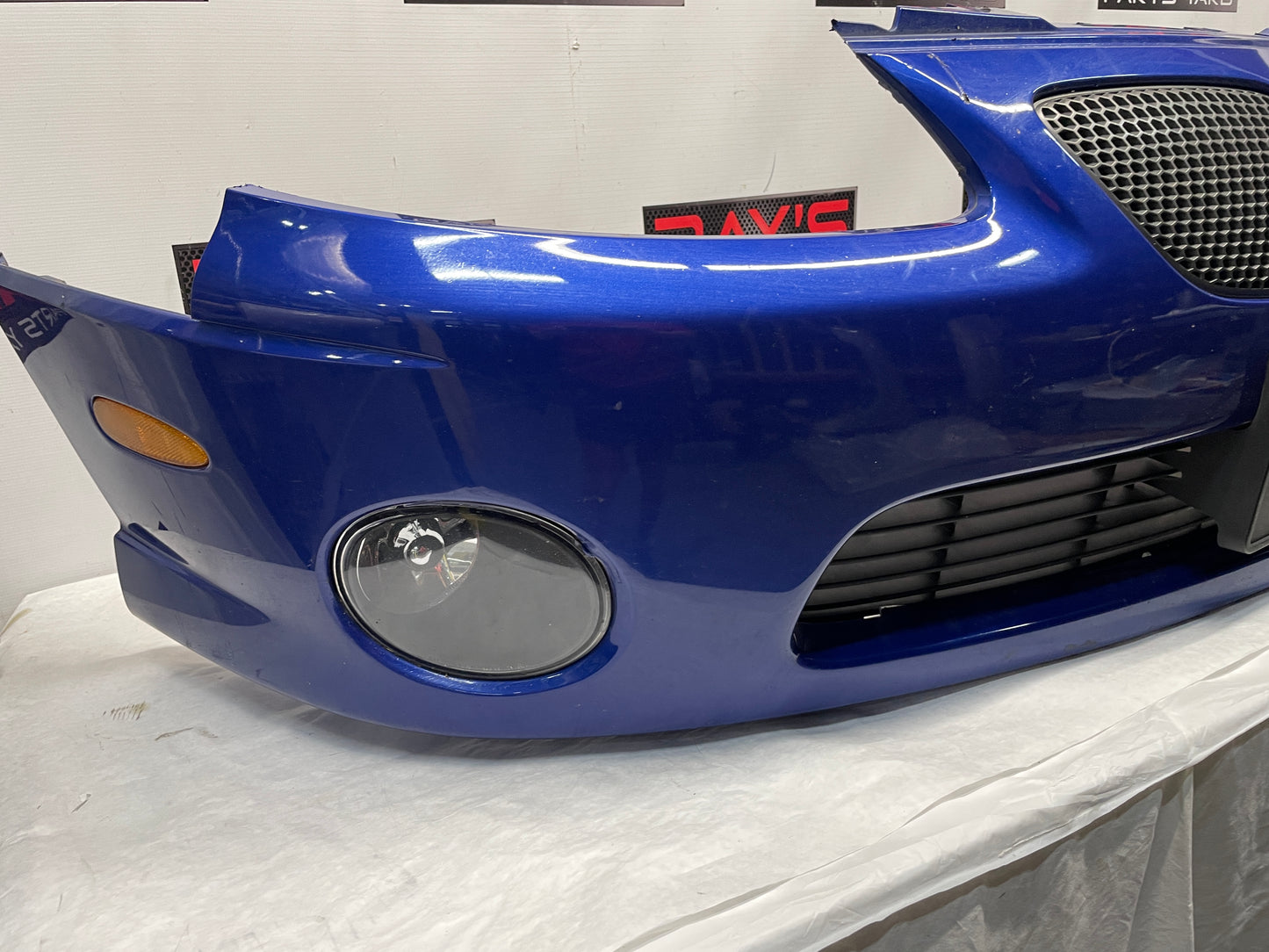 2005 Pontiac GTO Front Bumper Cover Fascia Grilles Blue OEM