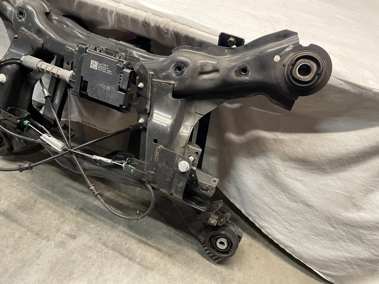 2016 Chevy SS Sedan Rear Suspension Differential Cradle Subframe K Member OEM - Day's Parts Yard