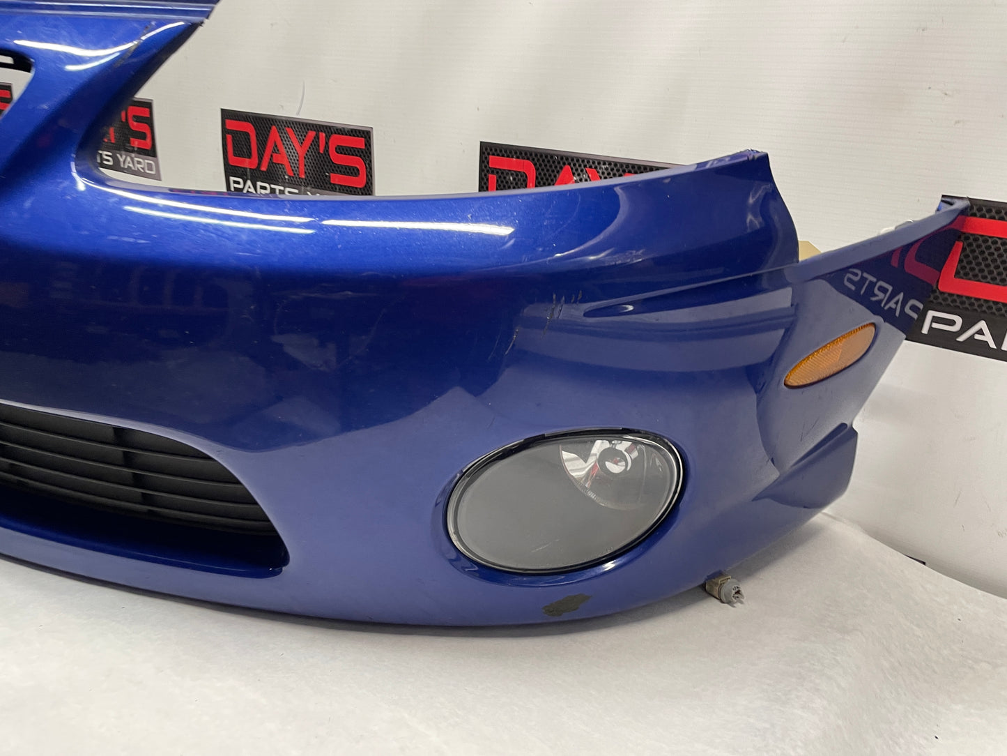2005 Pontiac GTO Front Bumper Cover Fascia Grilles Blue OEM