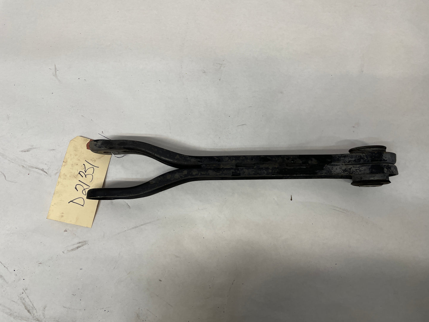 2014 Chevy Caprice PPV LH Driver Rear Suspension Trailing Control Arm Link OEM - Day's Parts Yard