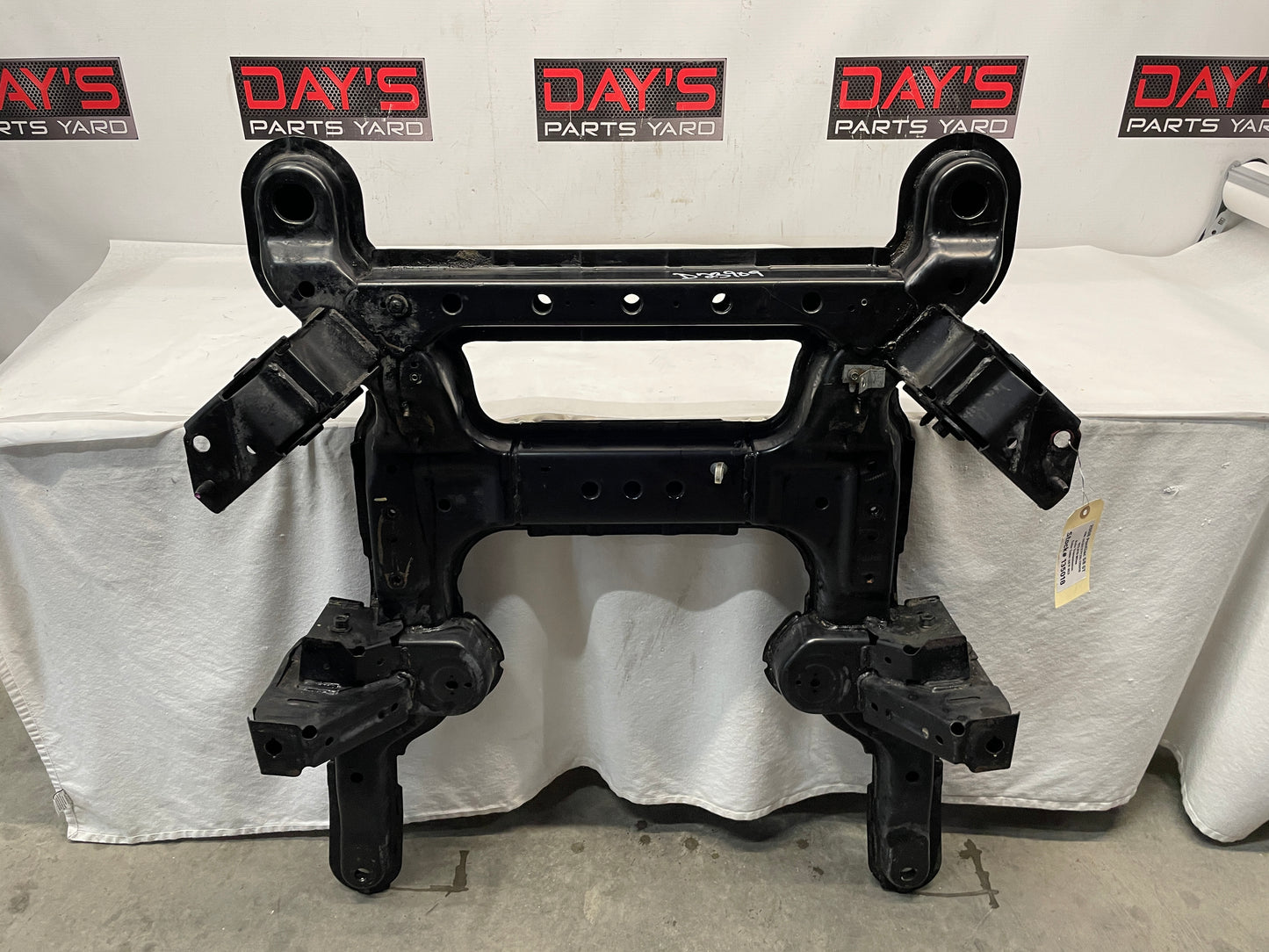2008 Pontiac G8 GT Front Suspension Engine Cradle Cross K Member Sub Frame OEM - Day's Parts Yard