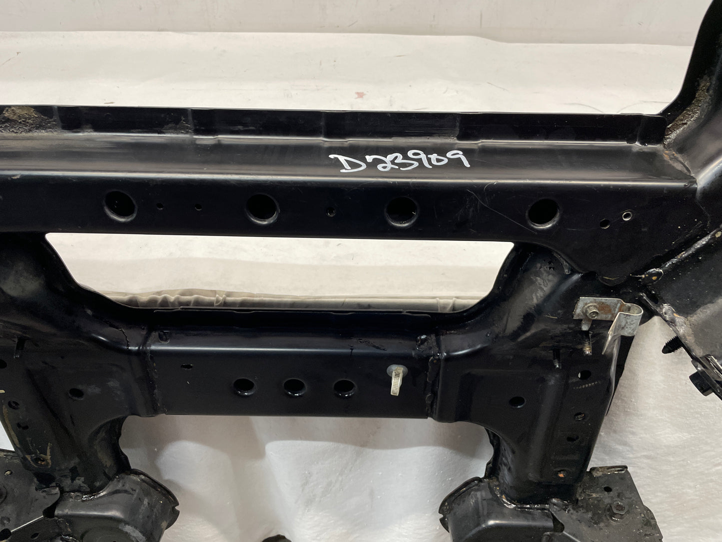 2008 Pontiac G8 GT Front Suspension Engine Cradle Cross K Member Sub Frame OEM - Day's Parts Yard