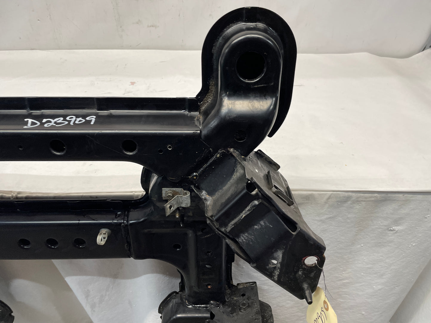 2008 Pontiac G8 GT Front Suspension Engine Cradle Cross K Member Sub Frame OEM - Day's Parts Yard