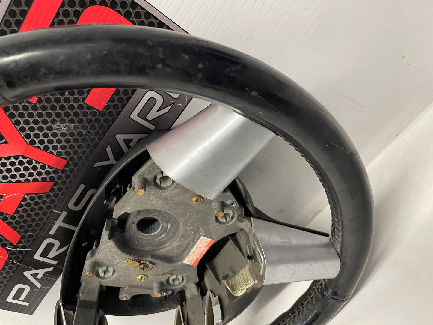 2006 Pontiac GTO Steering Wheel OEM - Day's Parts Yard