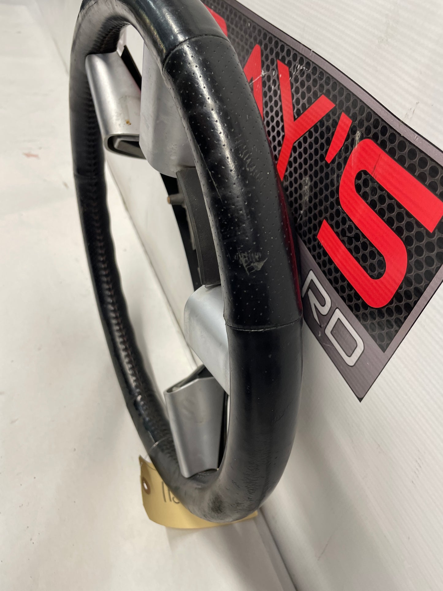 2006 Pontiac GTO Steering Wheel OEM - Day's Parts Yard