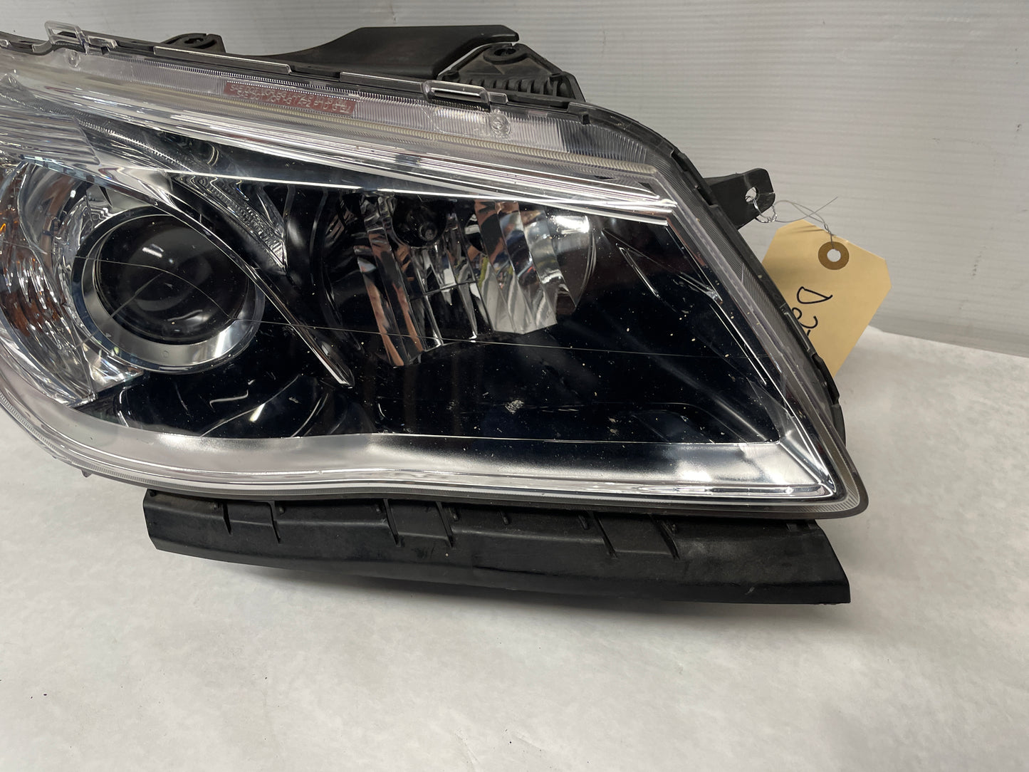 2017 Chevy SS Sedan RH Passenger Head Light Lamp Headlight OEM