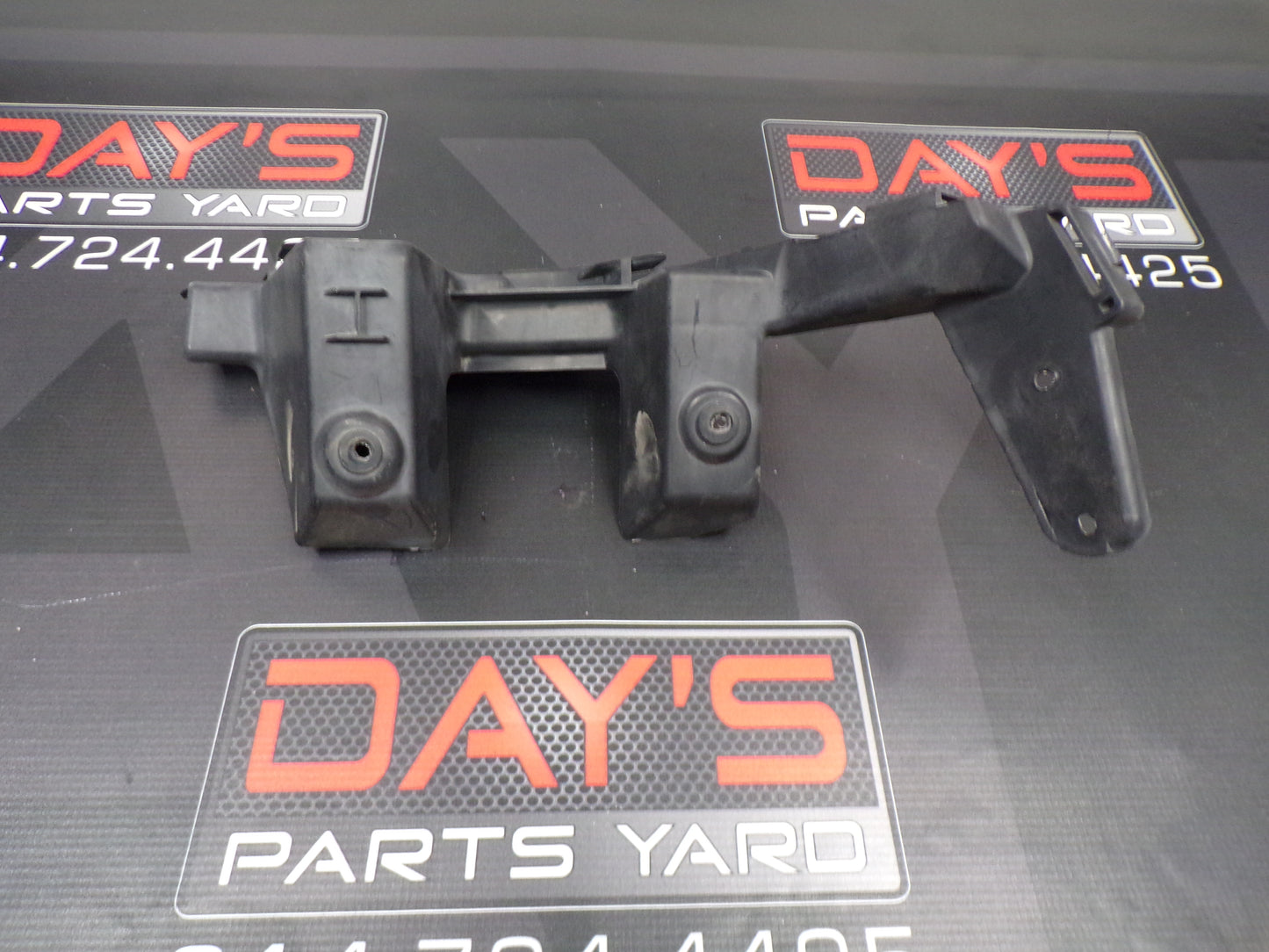 2009 Pontiac G8 Rear Bumper Upper Support LH Driver OEM - Day's Parts Yard