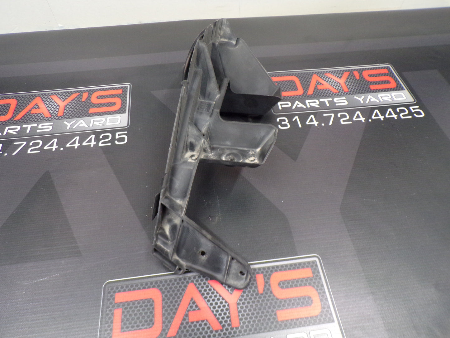 2009 Pontiac G8 Rear Bumper Upper Support LH Driver OEM - Day's Parts Yard