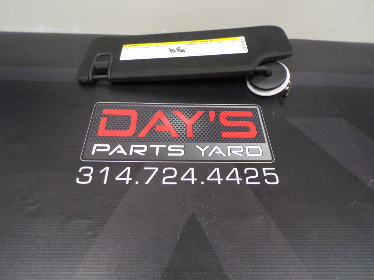 2017 Chevy Camaro Sun Visor RH OEM - Day's Parts Yard