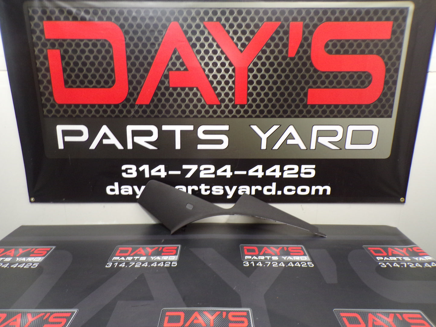 2011-2015 Cadillac CTS-V Coupe Rear C Pillar Panel RH 20997100 OEM - Day's Parts Yard