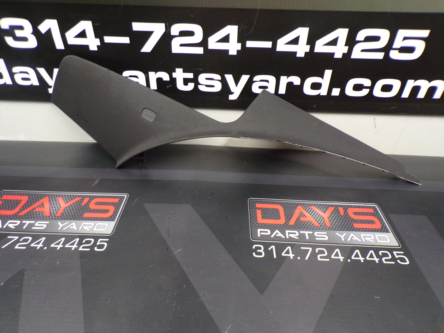 2011-2015 Cadillac CTS-V Coupe Rear C Pillar Panel RH 20997100 OEM - Day's Parts Yard