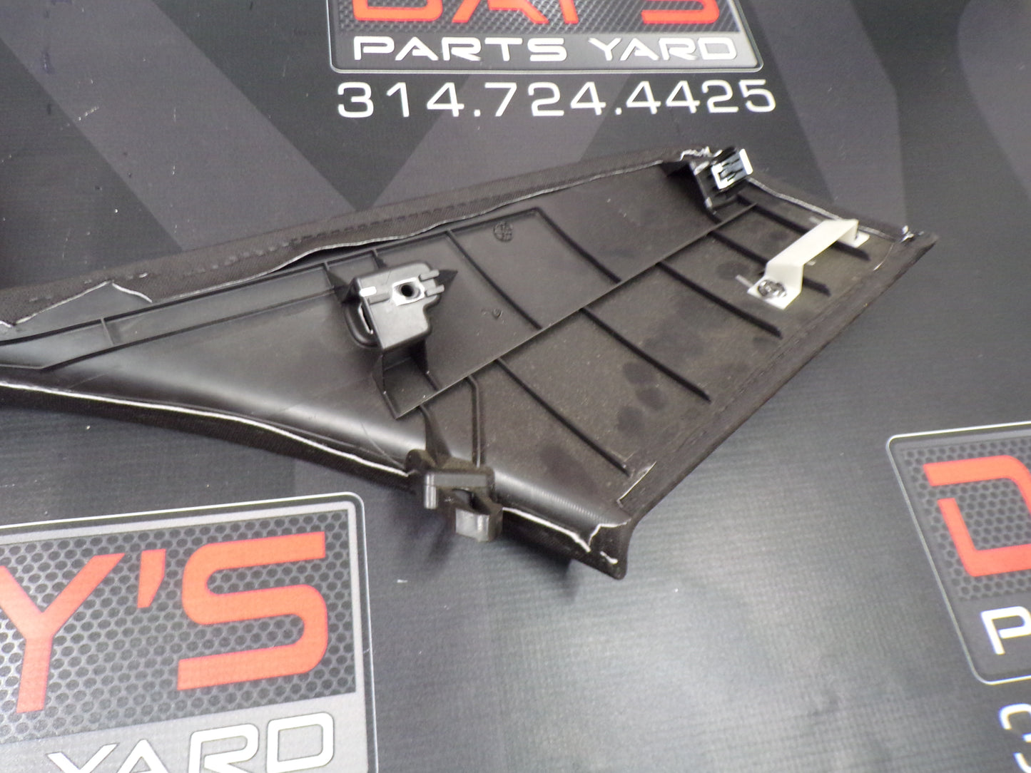 2011-2015 Cadillac CTS-V Coupe Rear C Pillar Panel RH 20997100 OEM - Day's Parts Yard