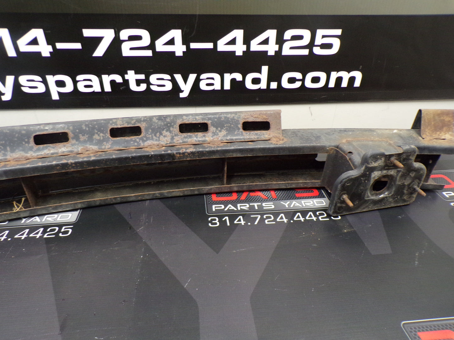2009 Cadillac CTS-V Rear Impact Bar OEM - Day's Parts Yard