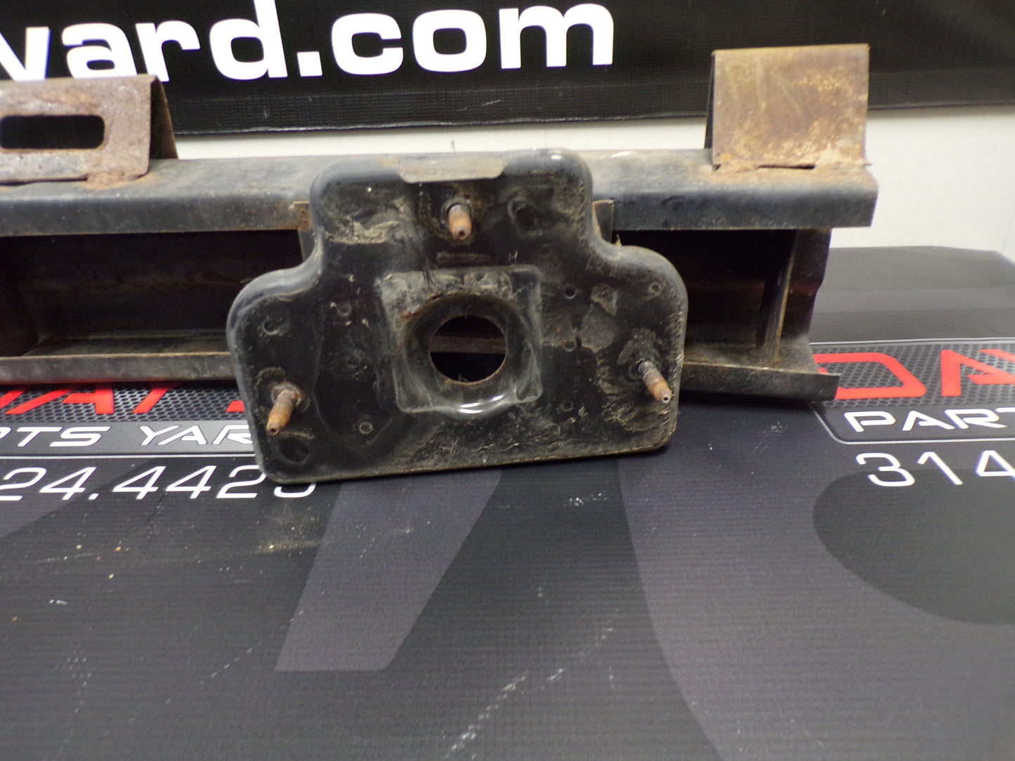 2009 Cadillac CTS-V Rear Impact Bar OEM - Day's Parts Yard