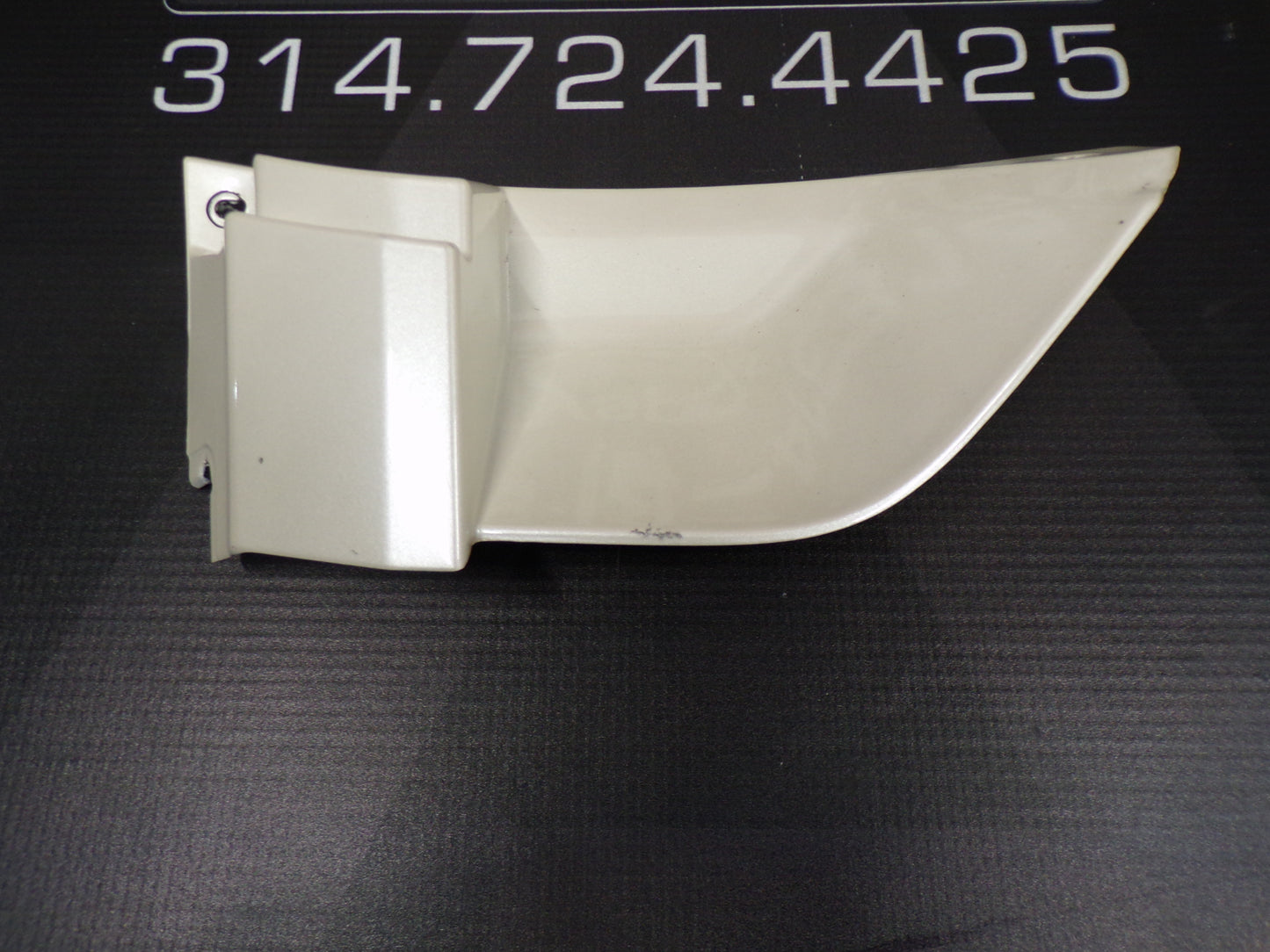 2009-2015 Cadillac CTS-V Interior Door Handle Bezel RH OEM - Day's Parts Yard