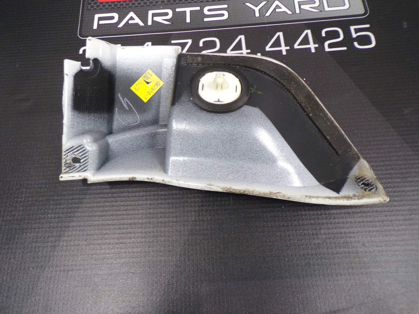 2009-2015 Cadillac CTS-V Interior Door Handle Bezel RH OEM - Day's Parts Yard