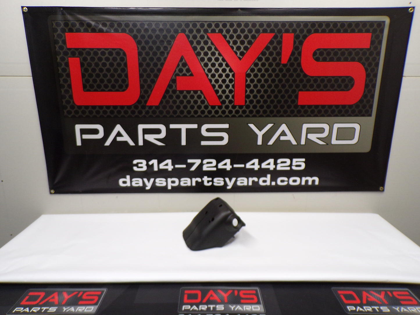 2009-2015 Cadillac CTS-V Steering Column Plastic 25925643 OEM - Day's Parts Yard