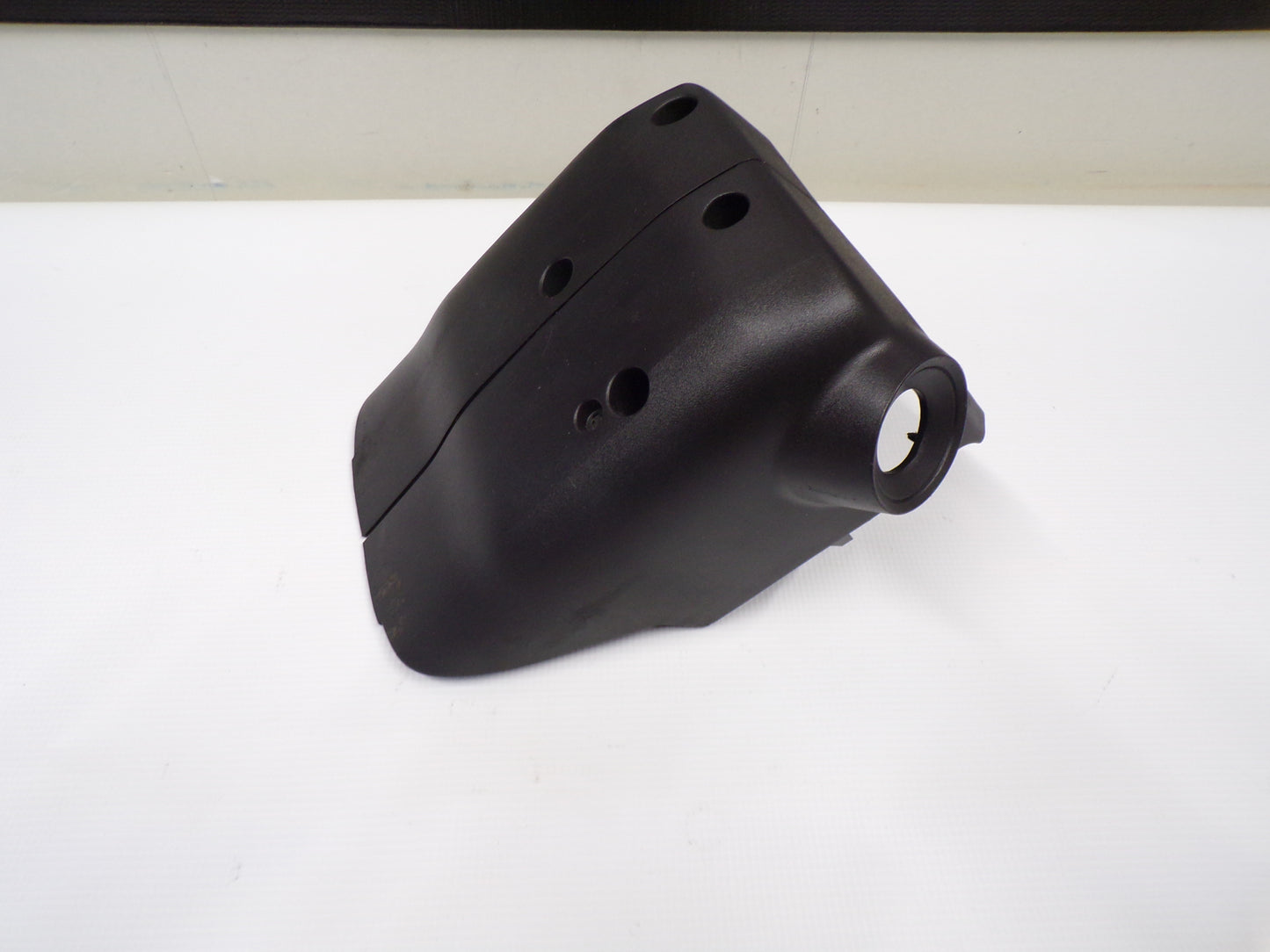 2009-2015 Cadillac CTS-V Steering Column Plastic 25925643 OEM - Day's Parts Yard