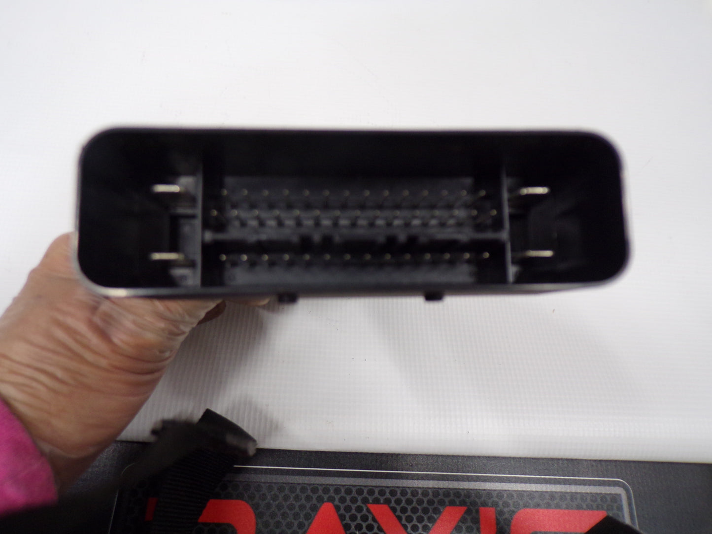 Cadillac CTS-V Electronic Suspension Control Module OEM - Day's Parts Yard