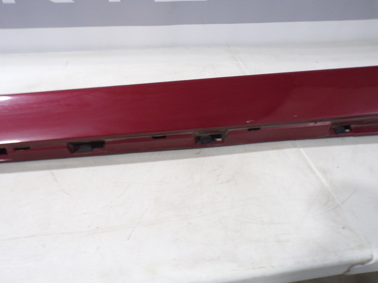 2009 Pontiac G8 GT Rocker Molding Panel LH 9262071 OEM - Day's Parts Yard