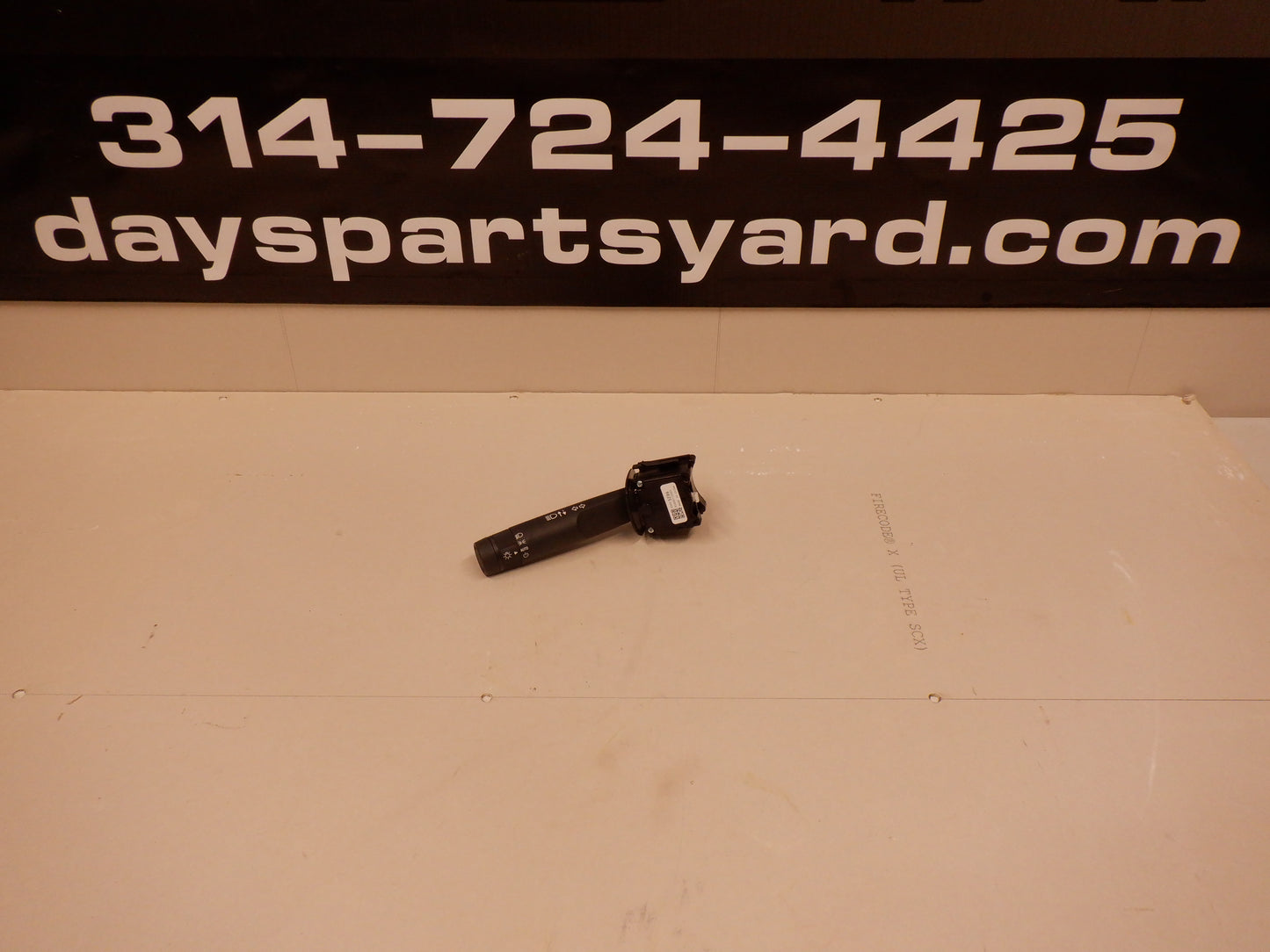 2017 Chevy Camaro Blinker Arm / Turn Signal 23465299 OEM - Day's Parts Yard