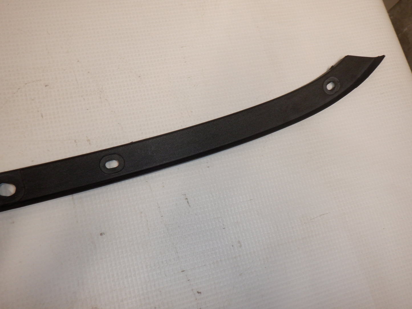 2010-2015 Chevy Camaro Bumper Trim LH 92238867 OEM - Day's Parts Yard
