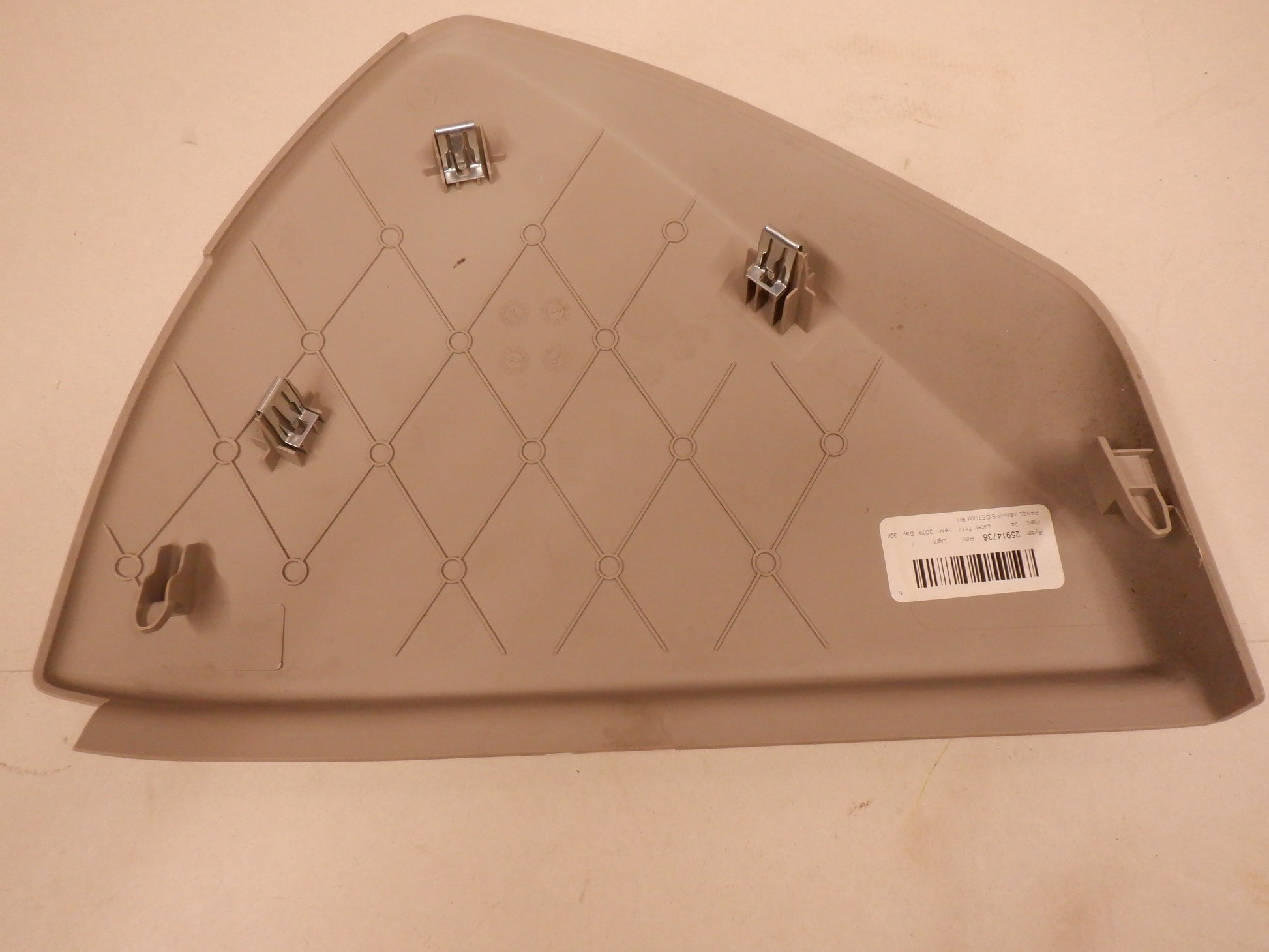 2010 Cadillac CTS-V Rear Filler Trim Panel RH 25914738 OEM - Day's Parts Yard