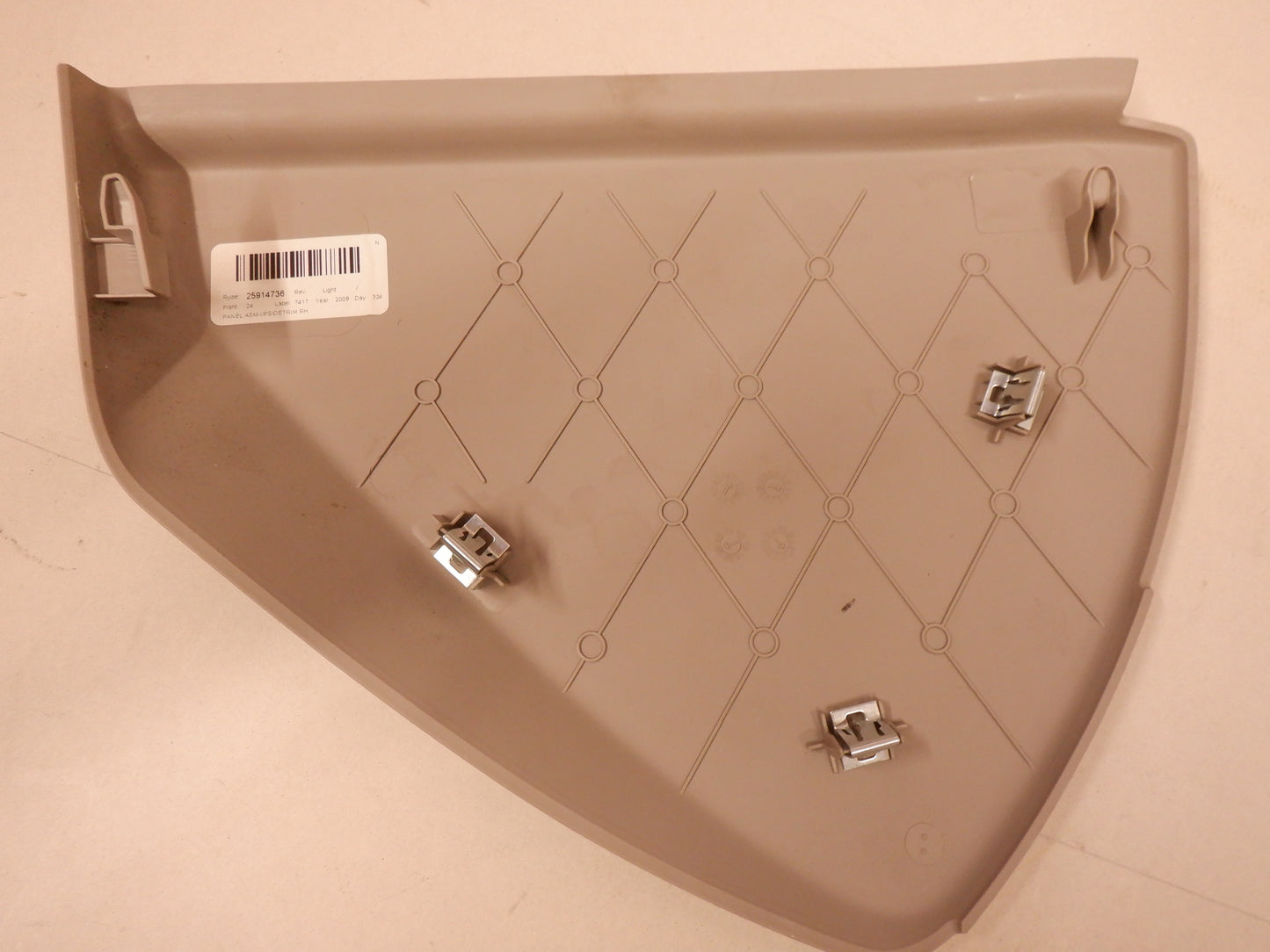 2010 Cadillac CTS-V Rear Filler Trim Panel RH 25914738 OEM - Day's Parts Yard