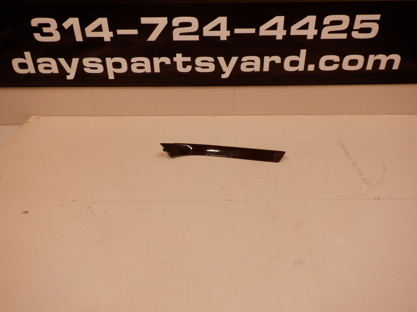 2010 Cadillac CTS-V Console Trim Right 152856 OEM - Day's Parts Yard