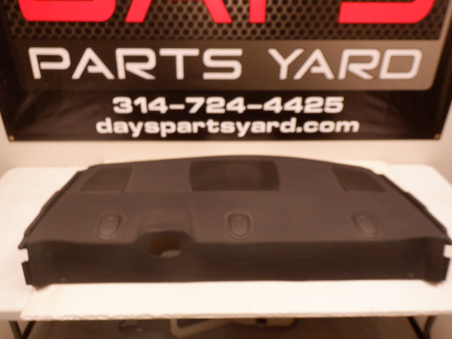 2010 Cadillac CTS-V Rear Window Console 25979038 OEM - Day's Parts Yard