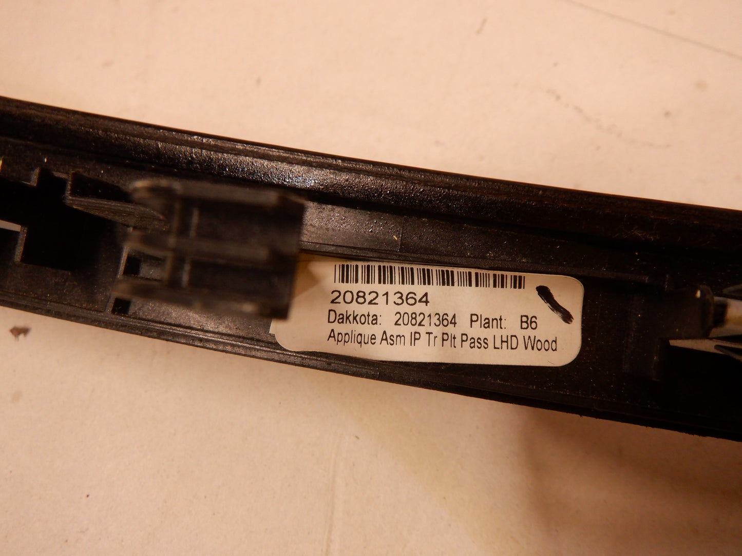 2010 Cadillac CTS-V Dash Trim LH Instrument Panel Molding 20821364 OEM - Day's Parts Yard