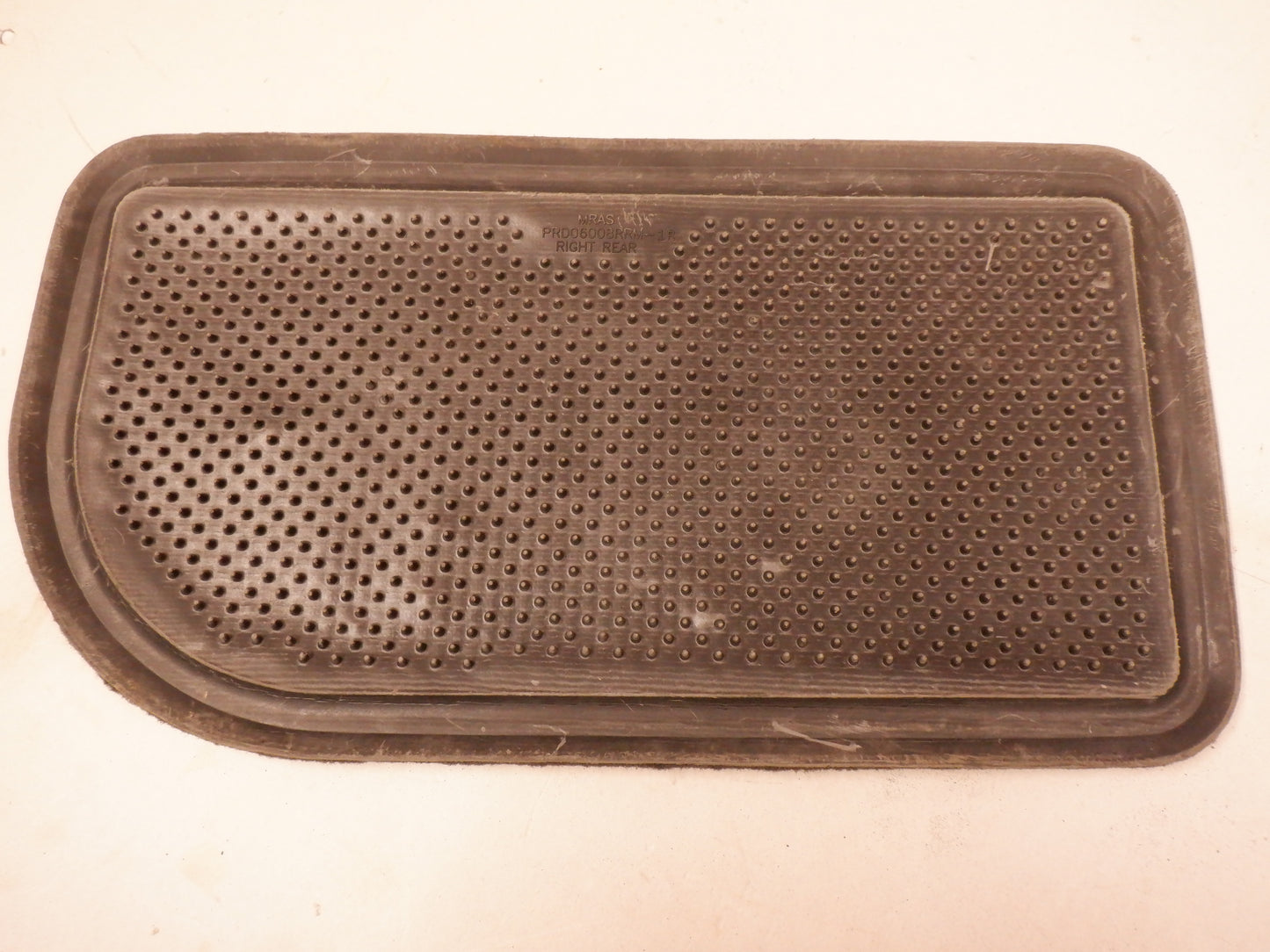 2010 Cadillac CTS-V Rear Floor Mat RH OEM - Day's Parts Yard