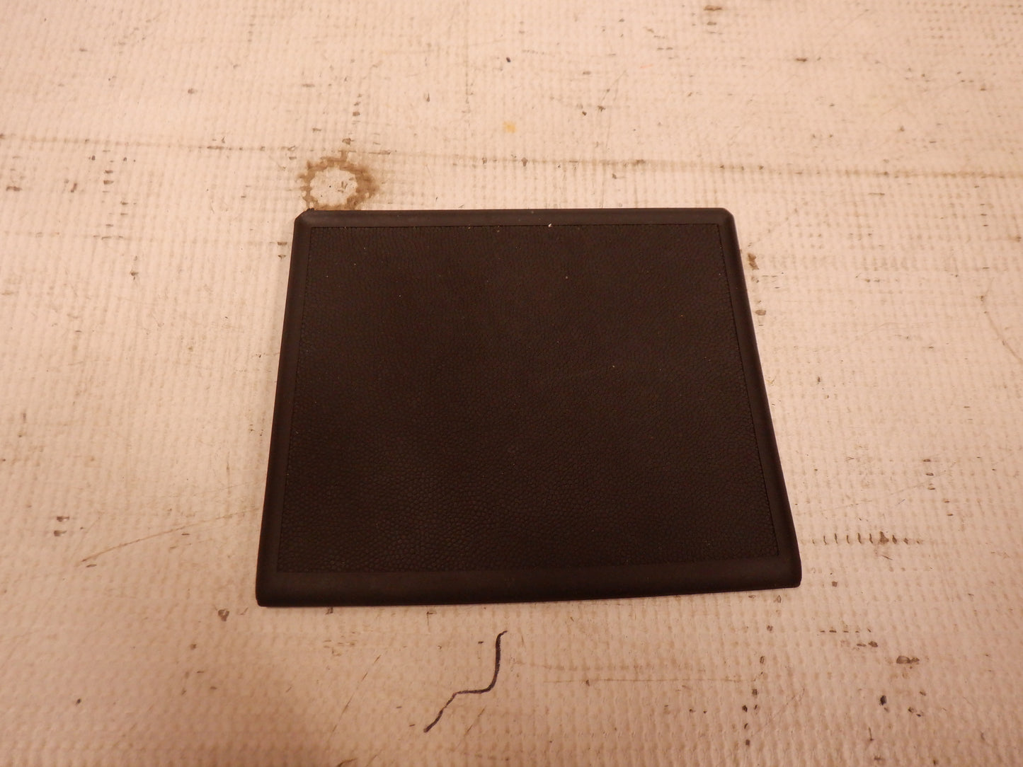 2004-2006 Pontiac GTO Center Console Dash Storage Compartment Rubber Insert 92084462 OEM - Day's Parts Yard