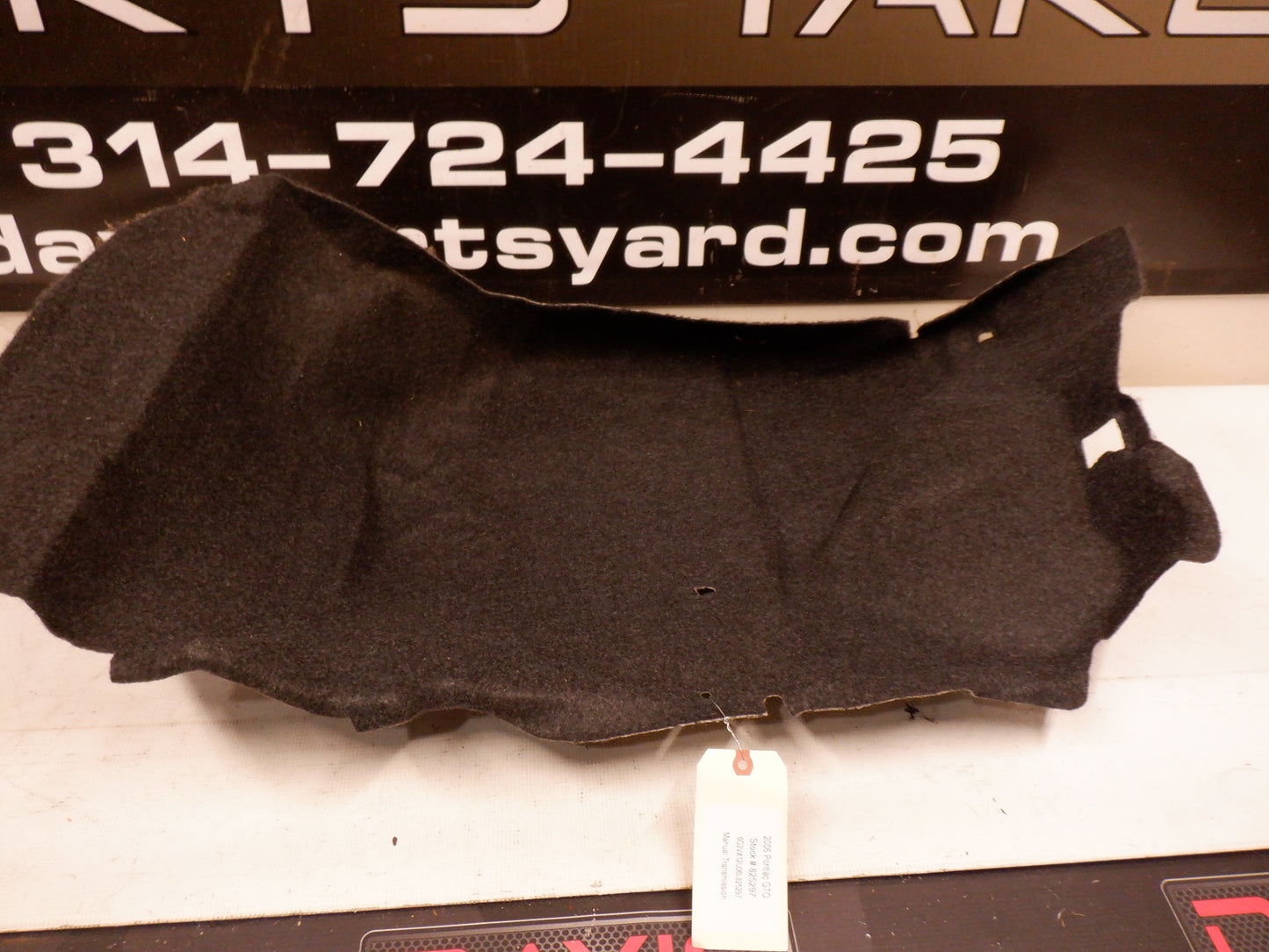 2004-06 Pontiac GTO LH Drivers Quarter Trunk Trim Side Carpet Liner 92170919 OEM - Day's Parts Yard