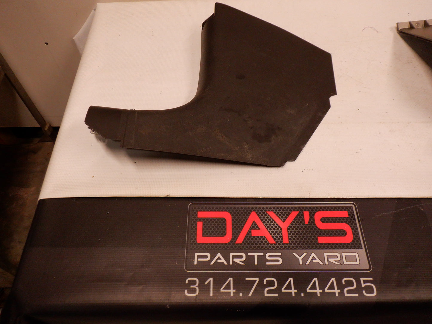 2013 Chevy Camaro LH Kick Plate 92234908 OEM - Day's Parts Yard