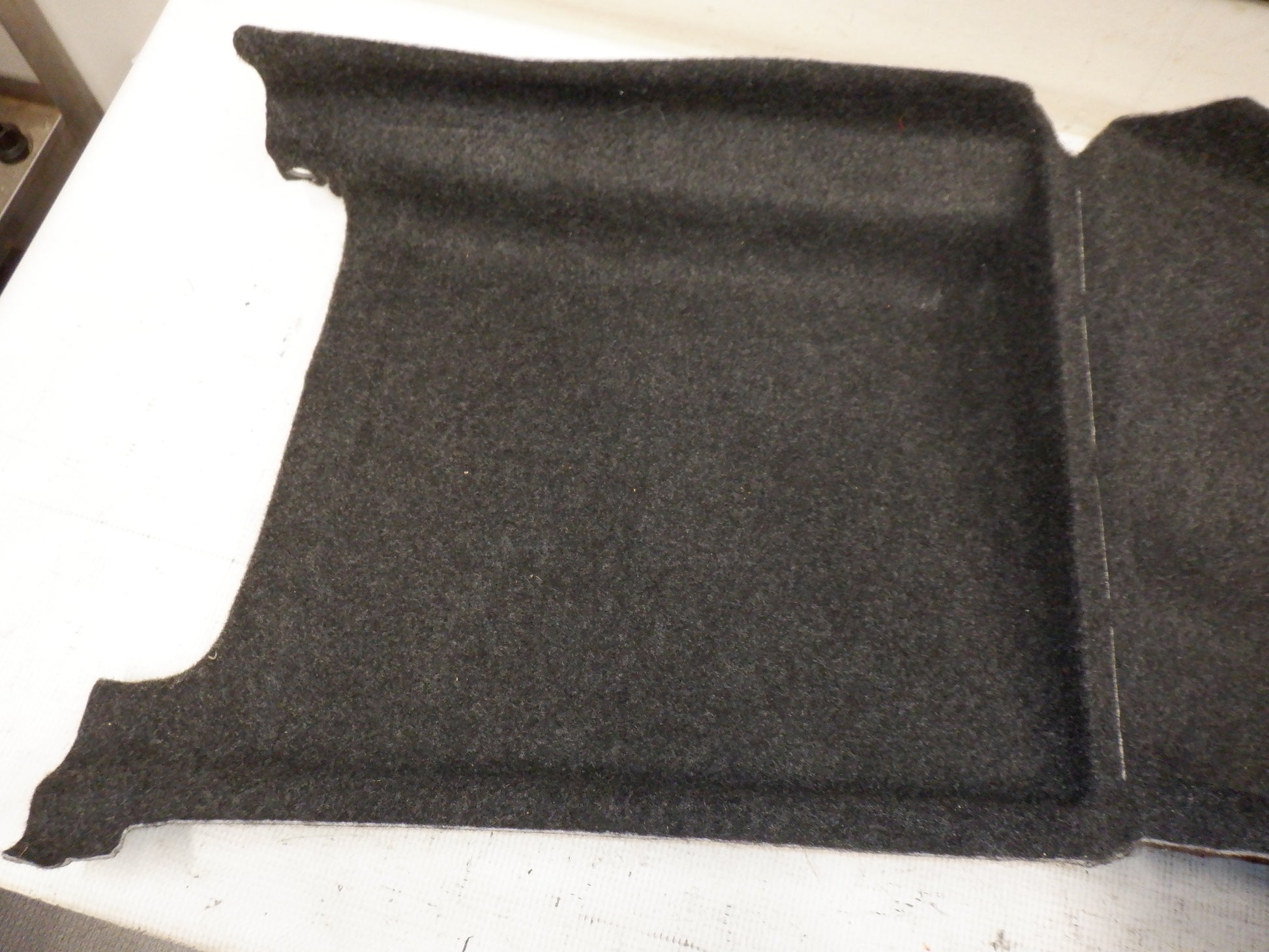 2009 Pontiac G8 GT LH Driver Quarter Liner Trunk Felt Carpet OEM 92218962 - Day's Parts Yard