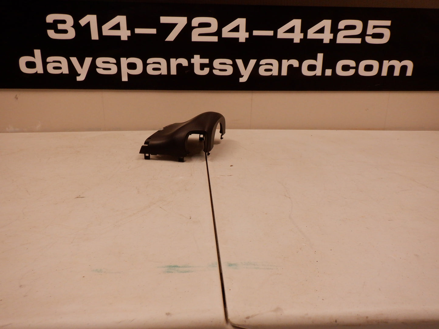 2010 Cadillac CTS-V Shroud Steering Column Upper Top OEM - Day's Parts Yard