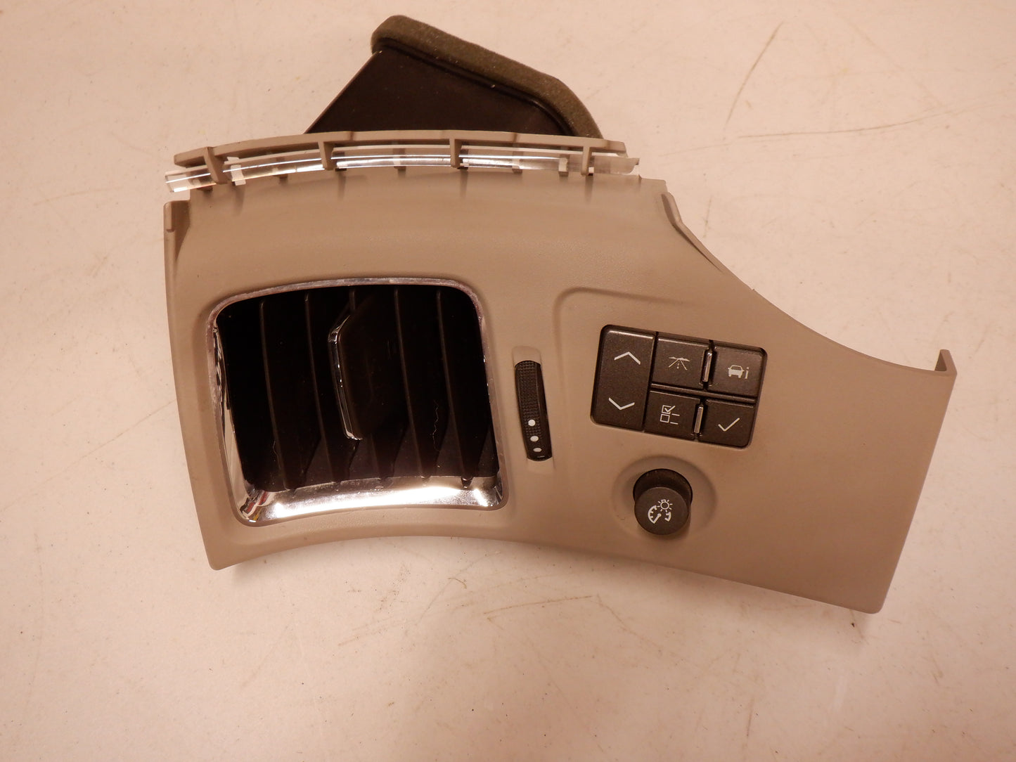 2010 Cadillac CTS-V AC Heater Air Vent Trim 605085 OEM - Day's Parts Yard