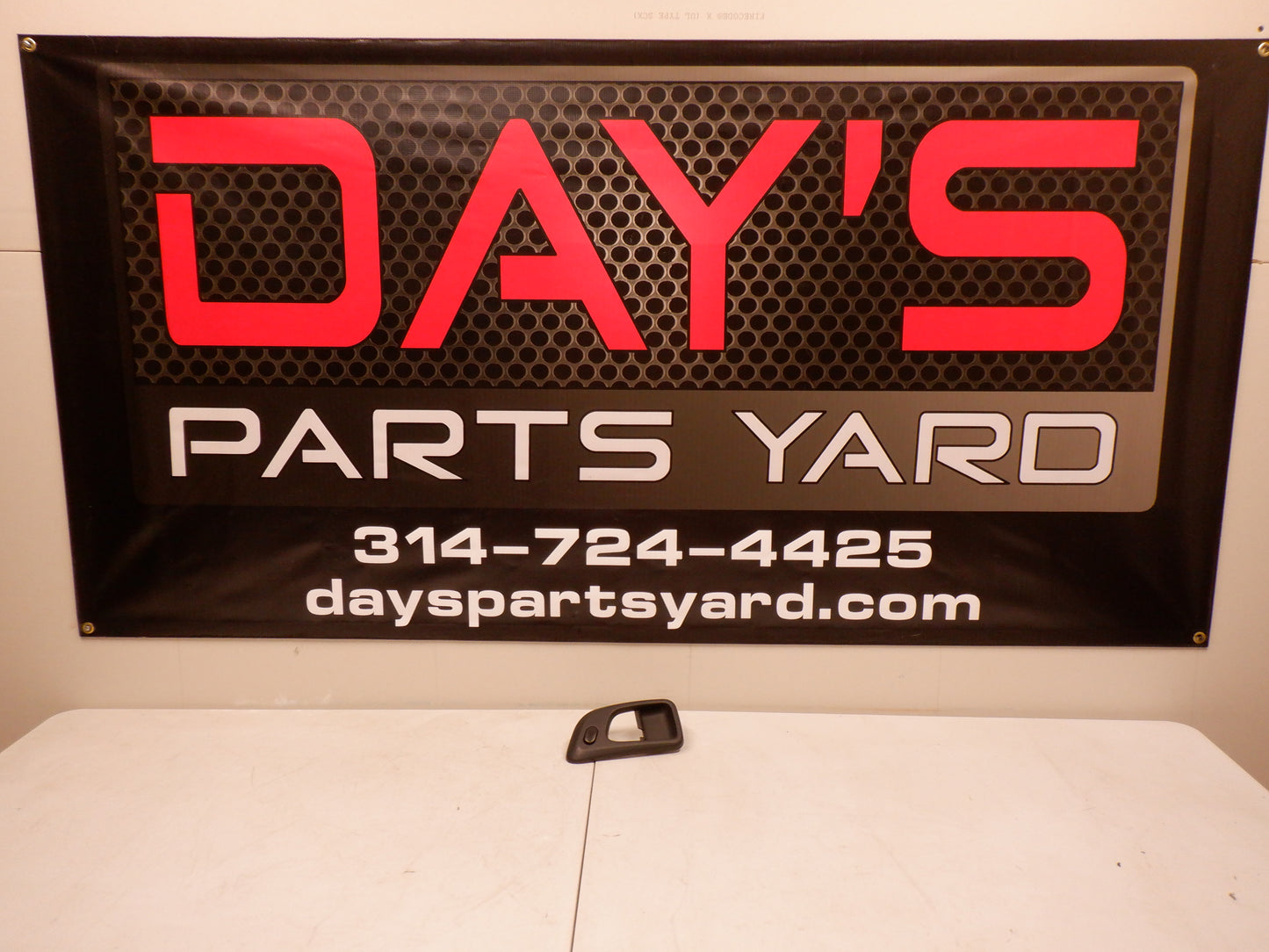 2010 Cadillac CTS-V Seat Handle Trim Coupe LH L0192267AA OEM - Day's Parts Yard
