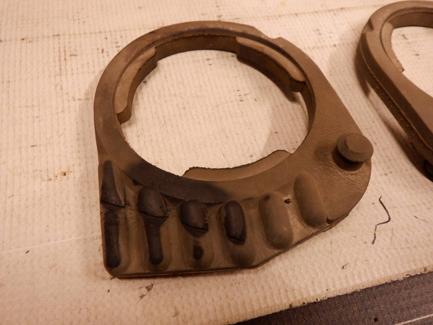 2009 Pontiac G8 Cradle Bushings Set OEM - Day's Parts Yard