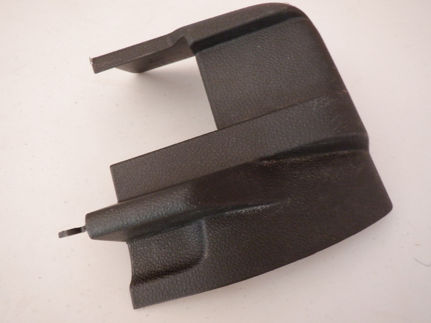 2008-2009 Pontiac G8 Driver LH Outer Seat Track Trim Cover 92205792 OEM - Day's Parts Yard