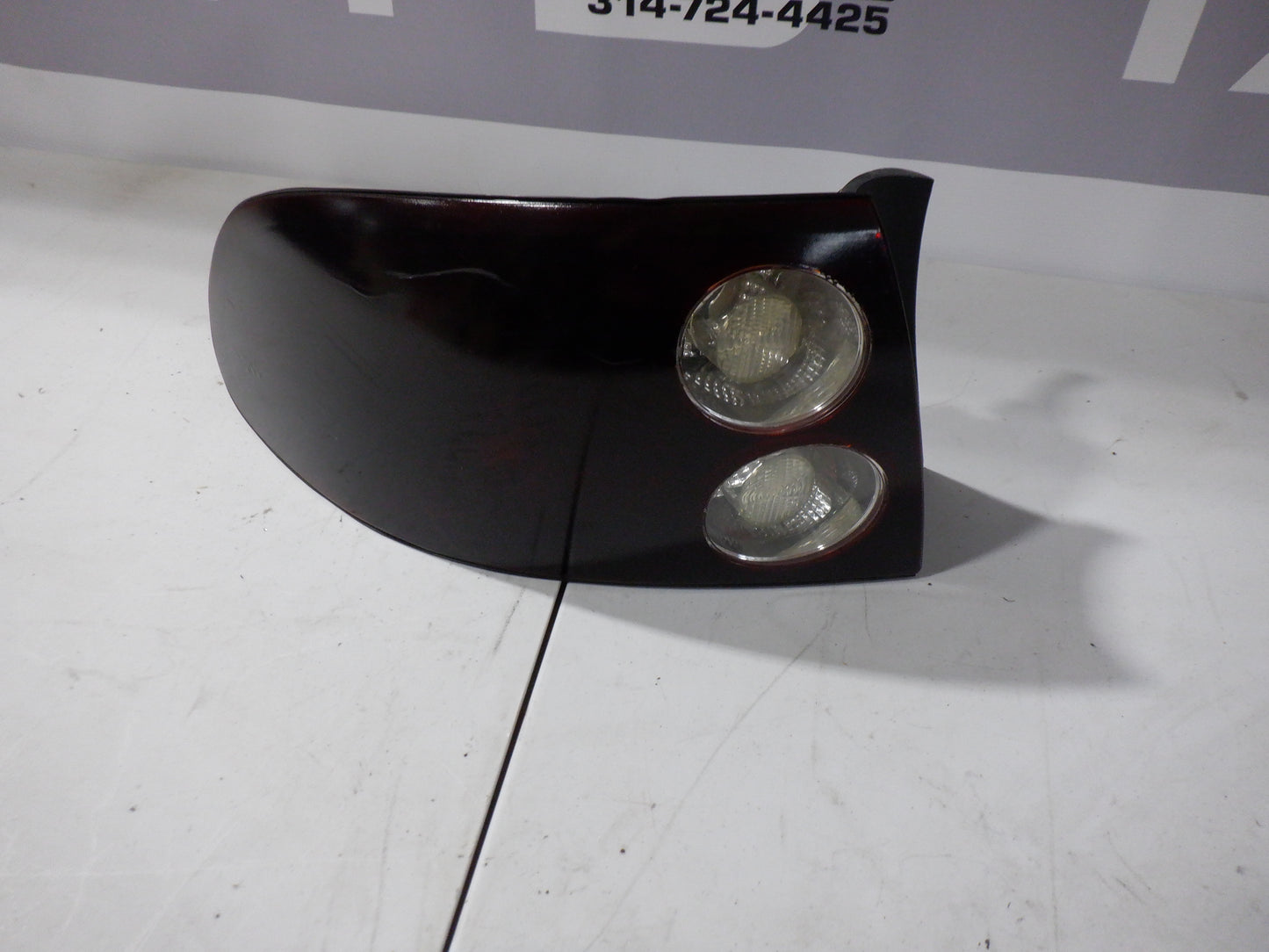 2004-06 Pontiac LH Taillight Tinted 92119491 OEM - Day's Parts Yard