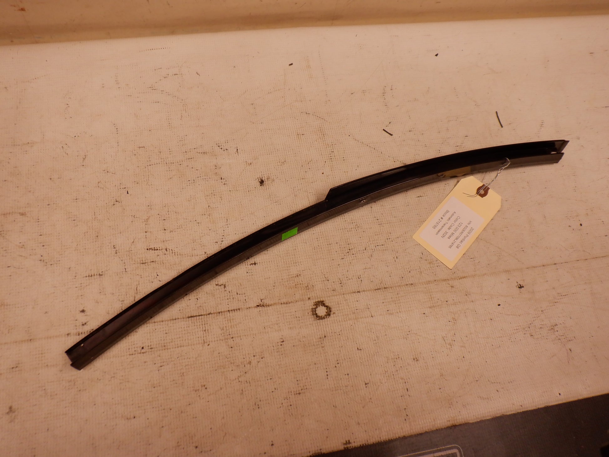 2009 Pontiac G8 LH Driver Side Door Trim Molding OEM - Day's Parts Yard